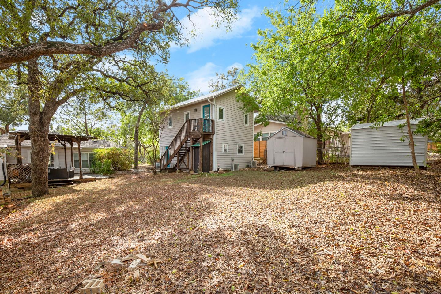 1406 Summit Street Austin TX 78741