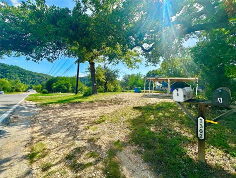 1302 S Quinlan Park Road Austin TX 78732
