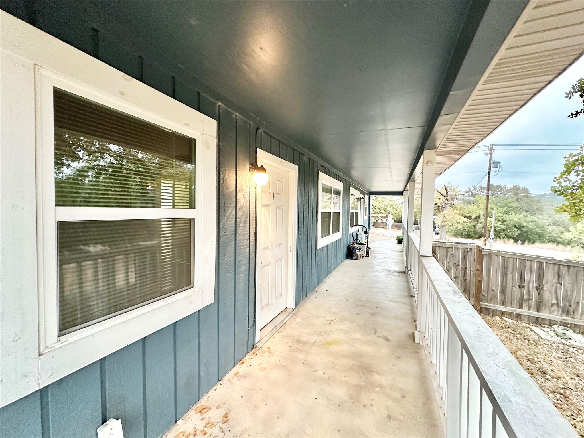 1302 S Quinlan Park Road Austin TX 78732