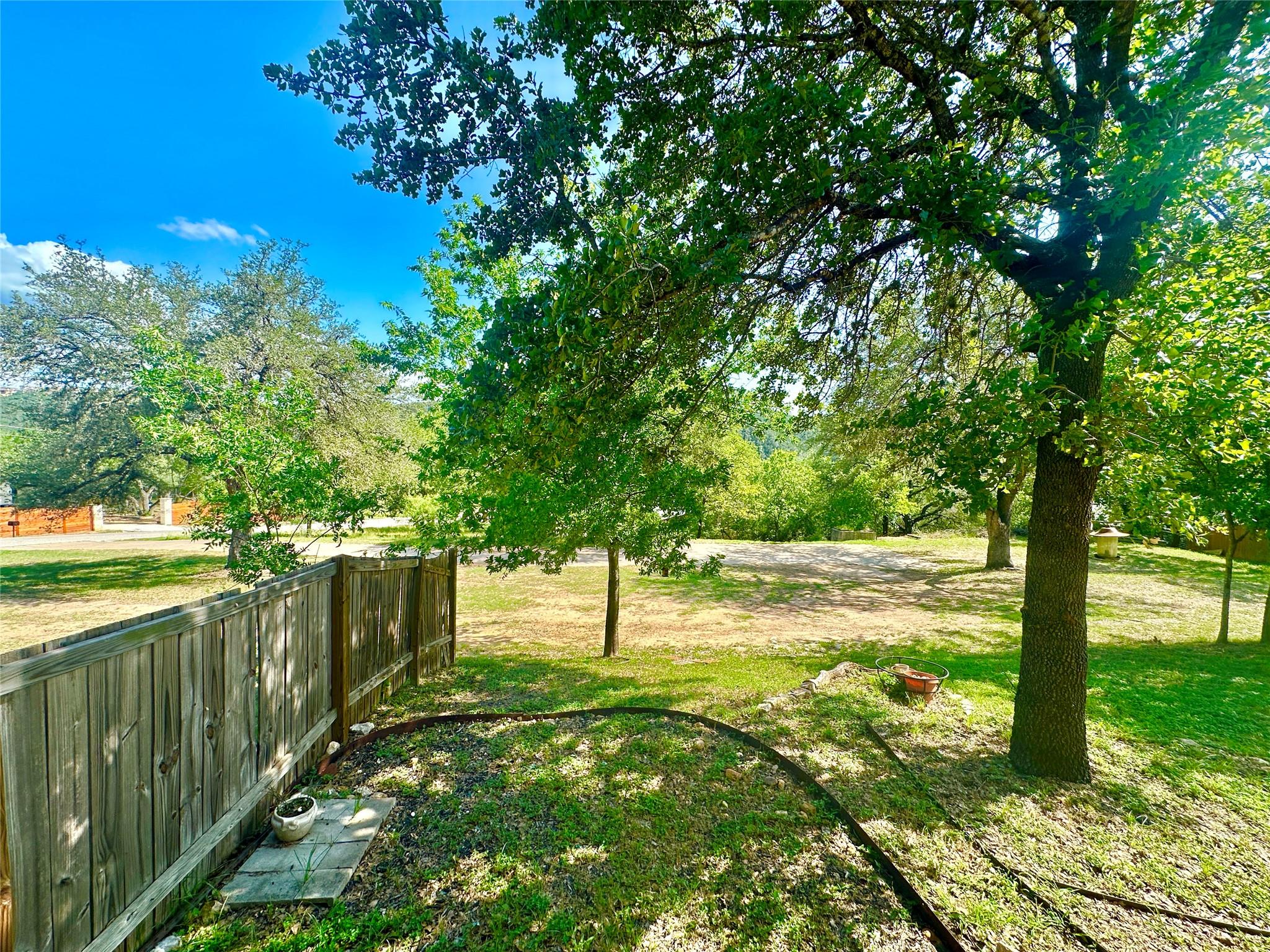 1302 S Quinlan Park Road Austin TX 78732