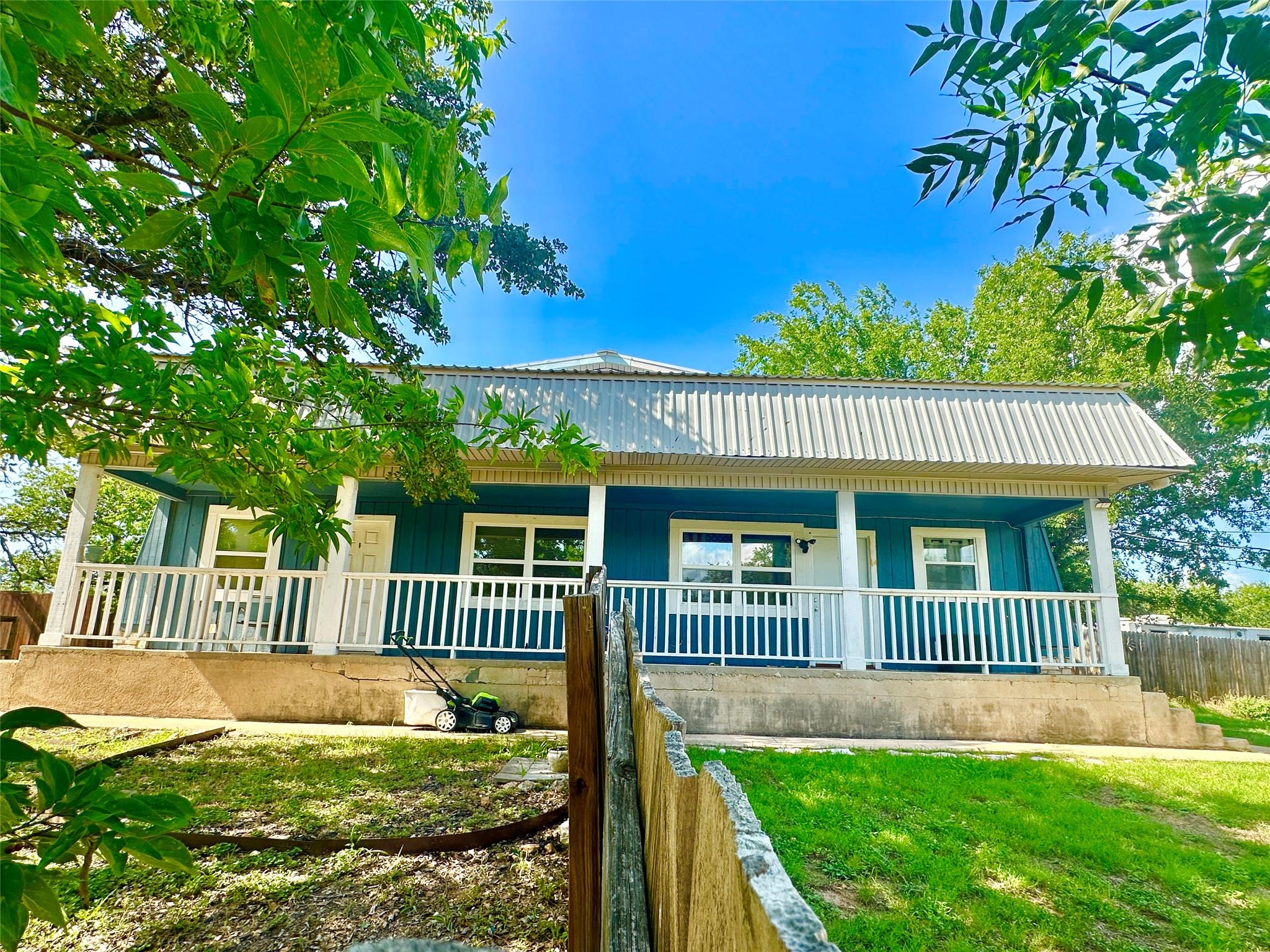 1302 S Quinlan Park Road Austin TX 78732