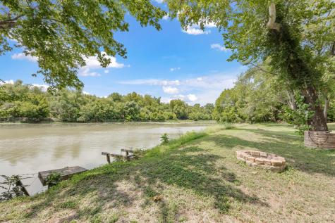 315 River Wood Drive Bastrop TX 78602