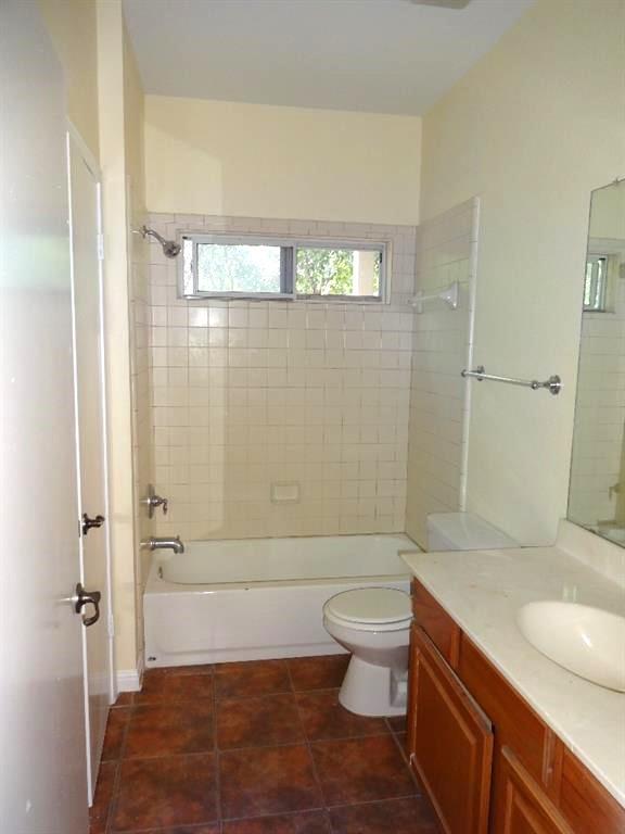 4704 Ledesma Road Austin TX 78721