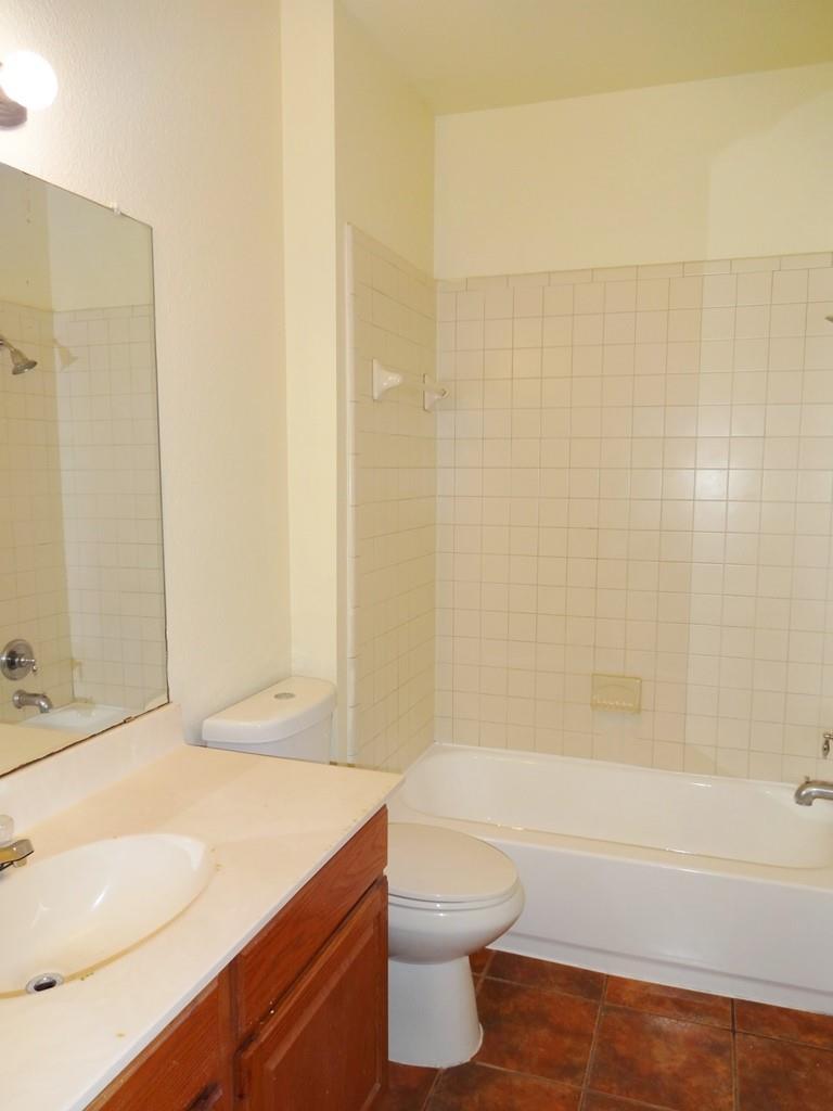 4704 Ledesma Road Austin TX 78721