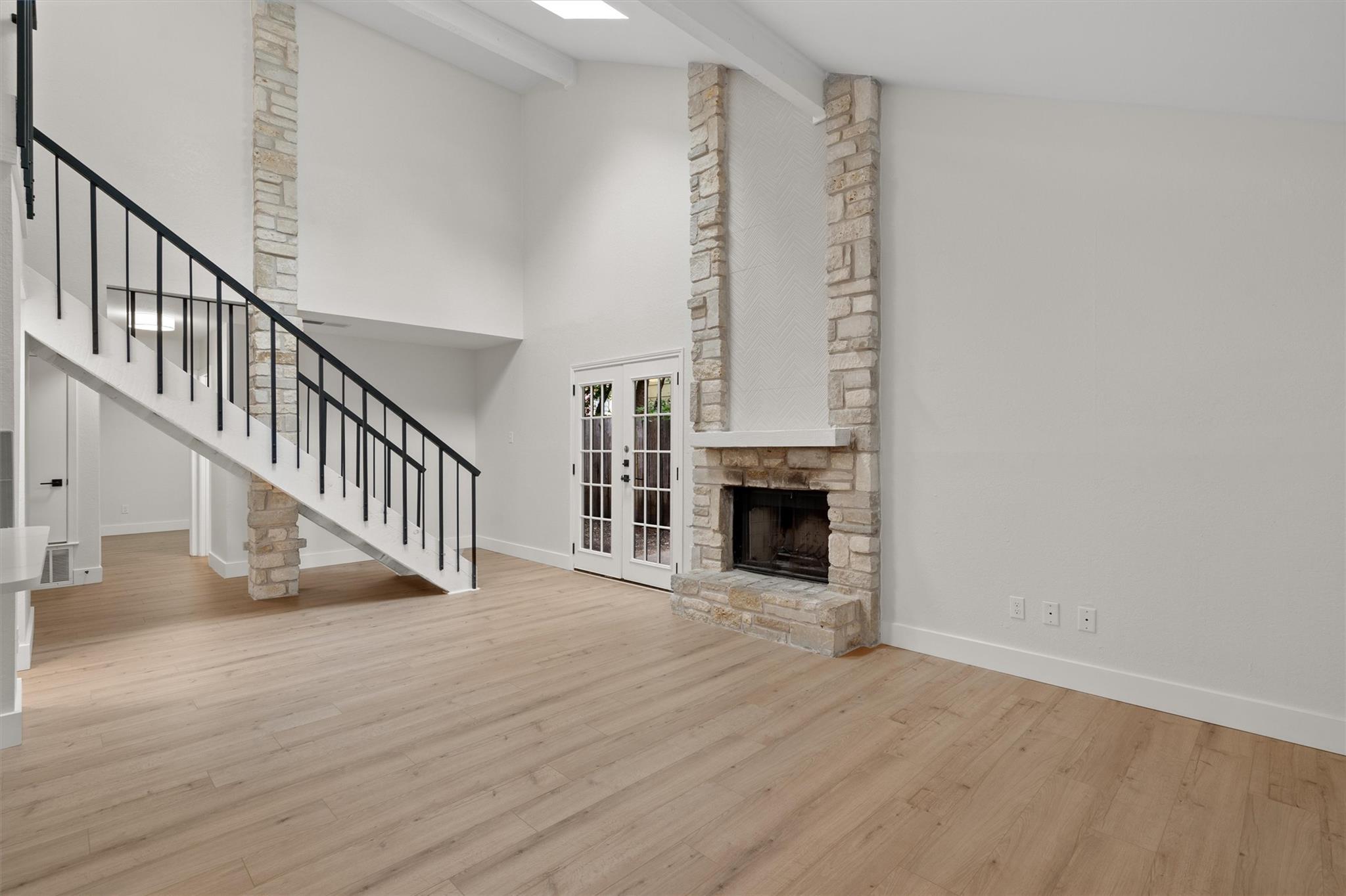 1804 Cinnamon Path Austin TX 78704