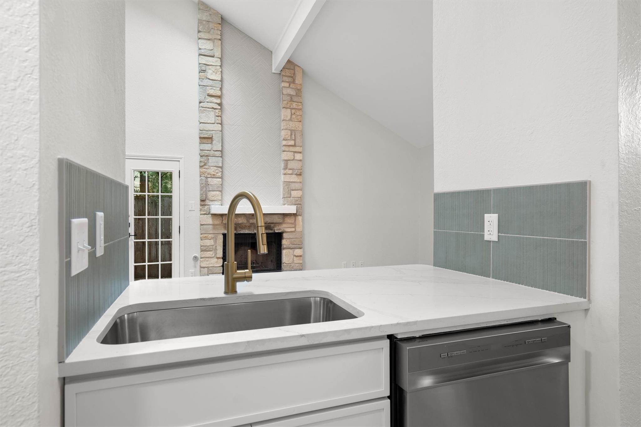 1804 Cinnamon Path Austin TX 78704