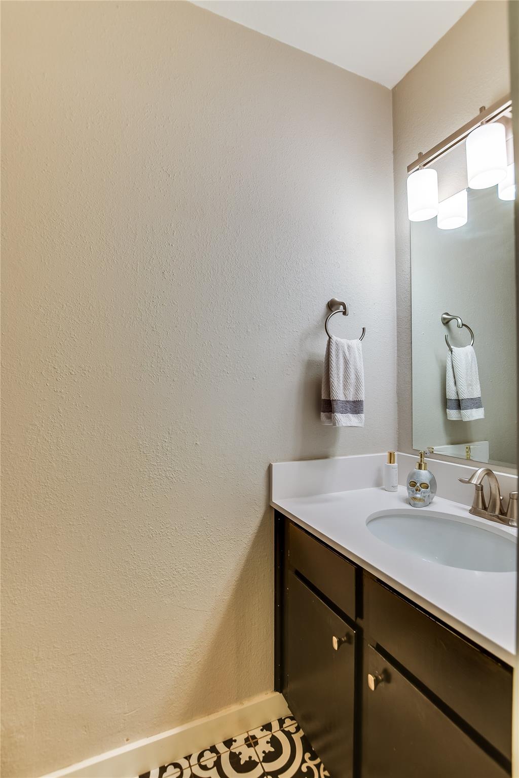 1501 Cinnamon Path Austin TX 78704