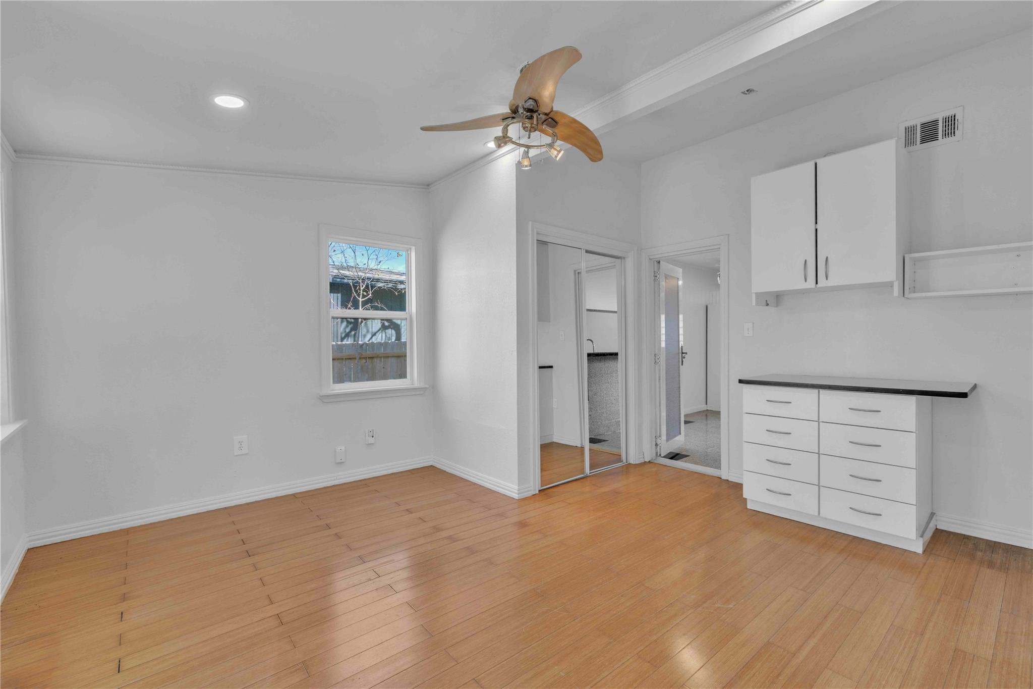 5210 Woodrow Avenue Austin TX 78756