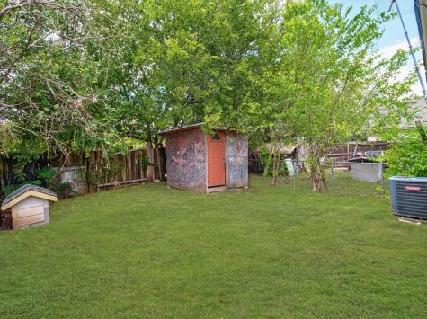 8203 Colony Loop Drive Austin TX 78724