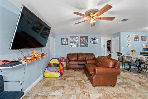 8203 Colony Loop Drive Austin TX 78724