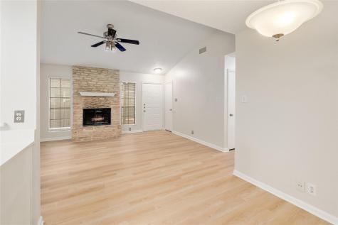 1915 Margalene Way Austin TX 78728