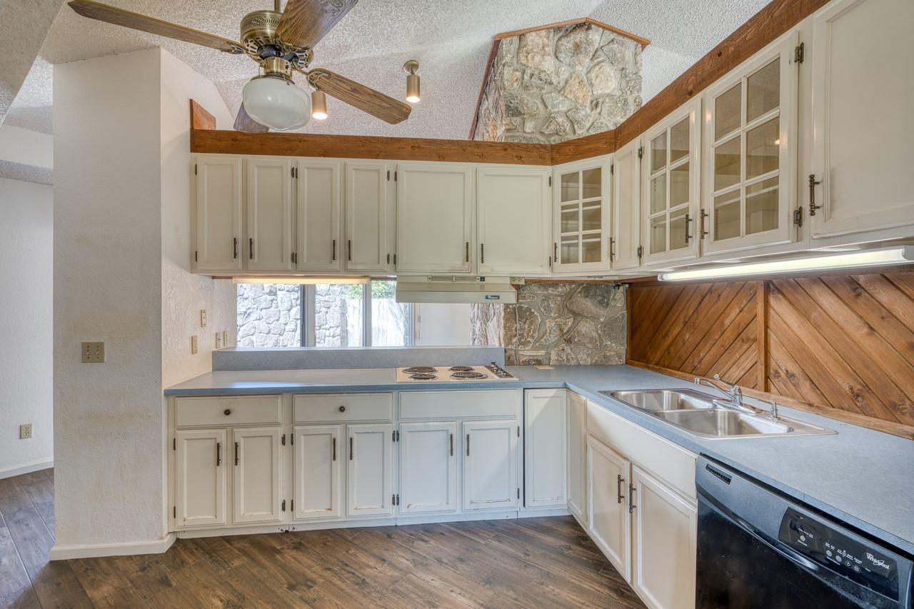 1504 Azure Horseshoe Bay TX 78657