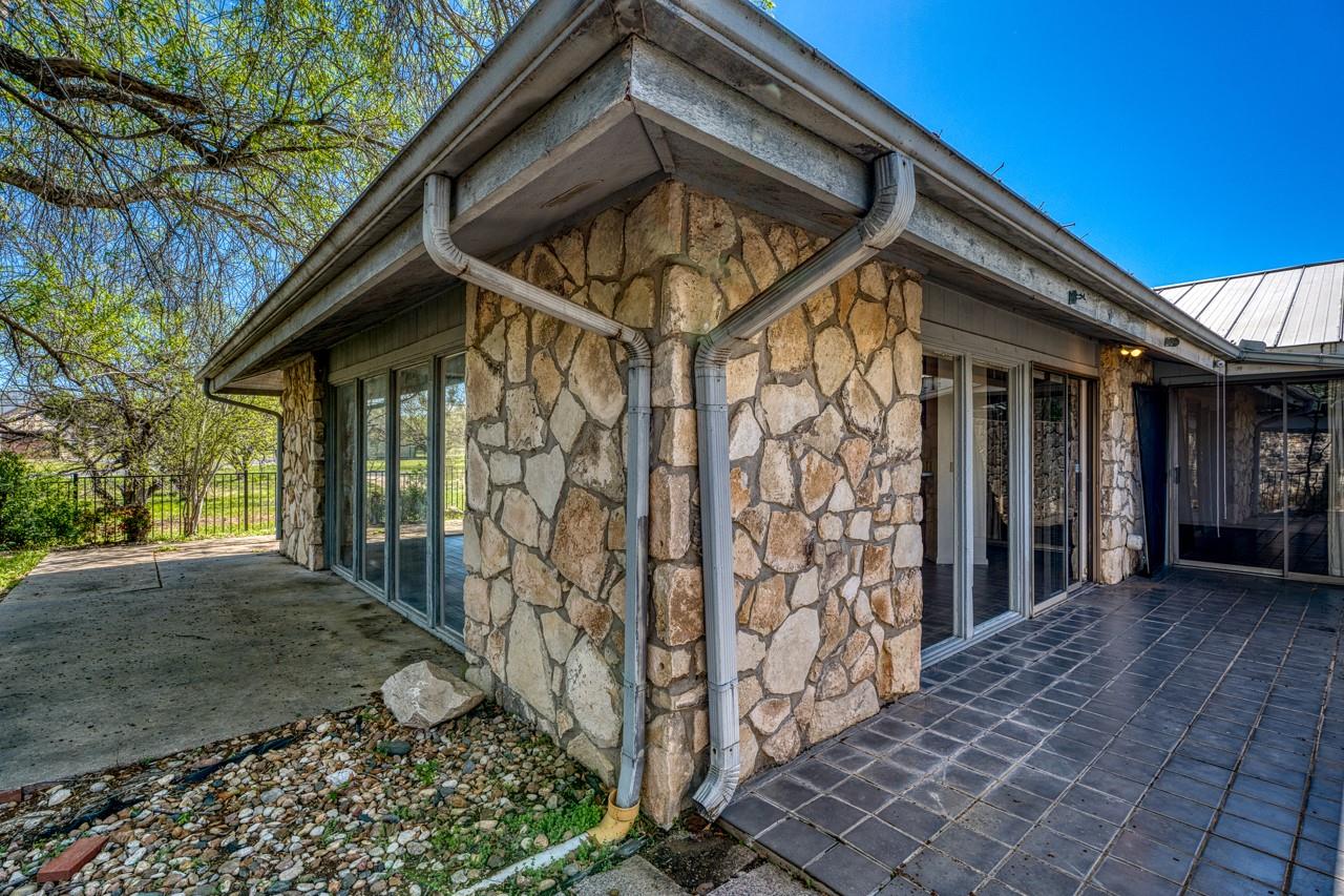 1504 Azure Horseshoe Bay TX 78657