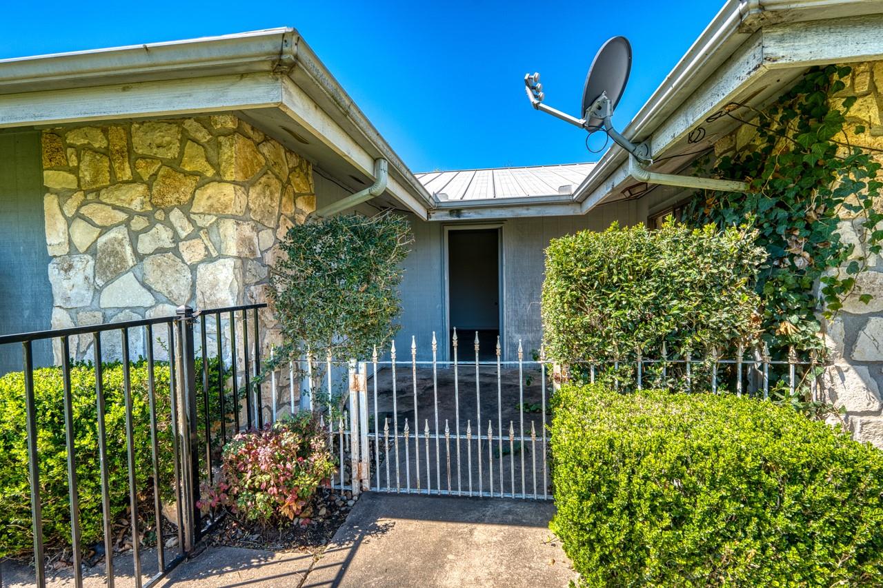 1504 Azure Horseshoe Bay TX 78657