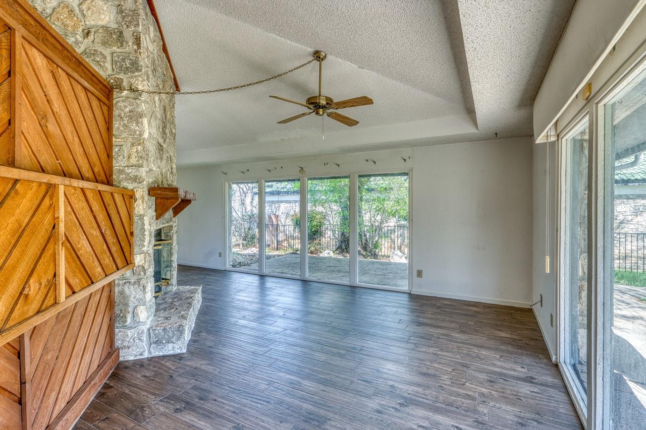 1504 Azure Horseshoe Bay TX 78657