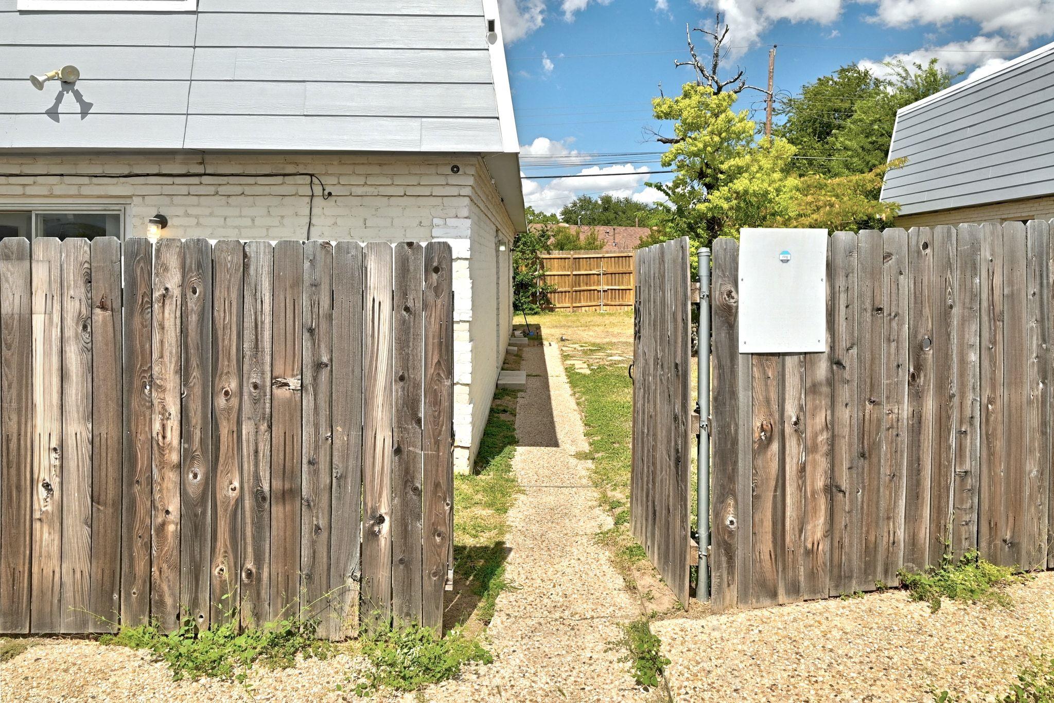 2206 Mission Hill Circle Austin TX 78741