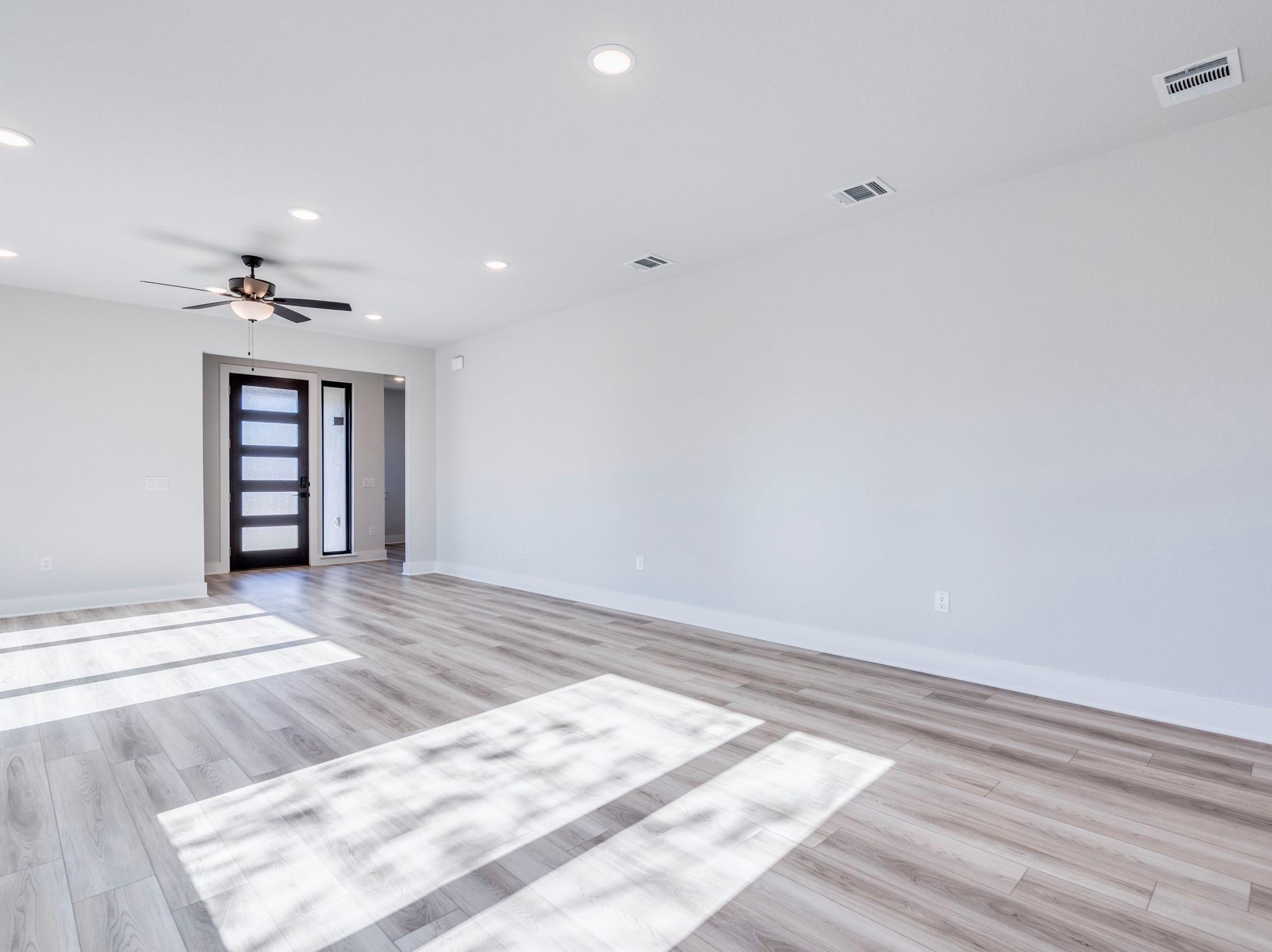 206 E Wonsley Drive Austin TX 78753