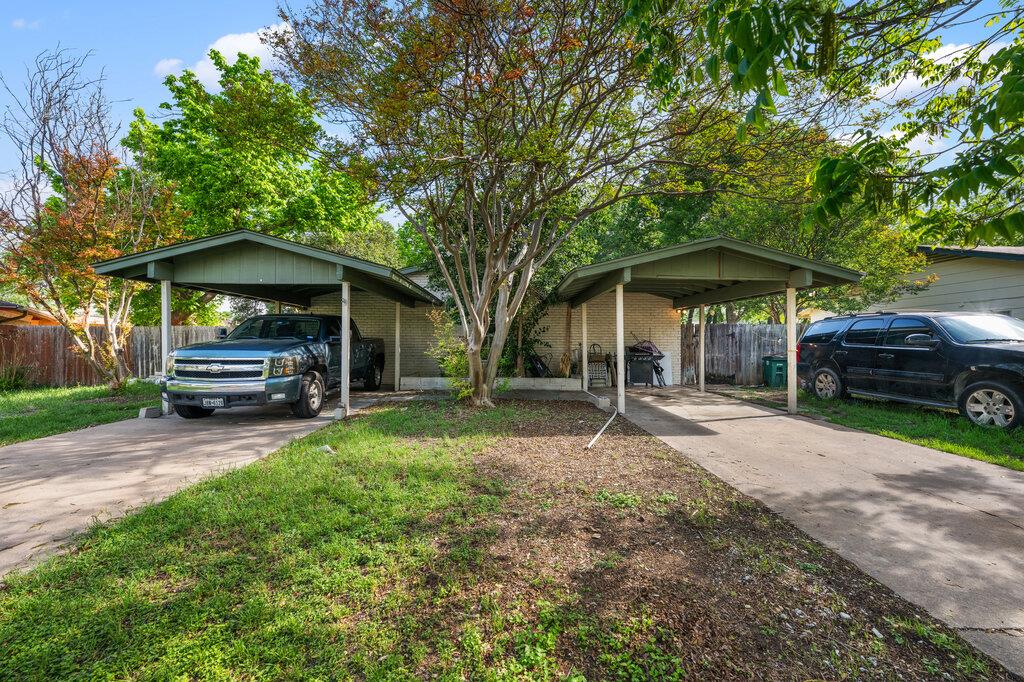 902 Glazier Circle Austin TX 78753