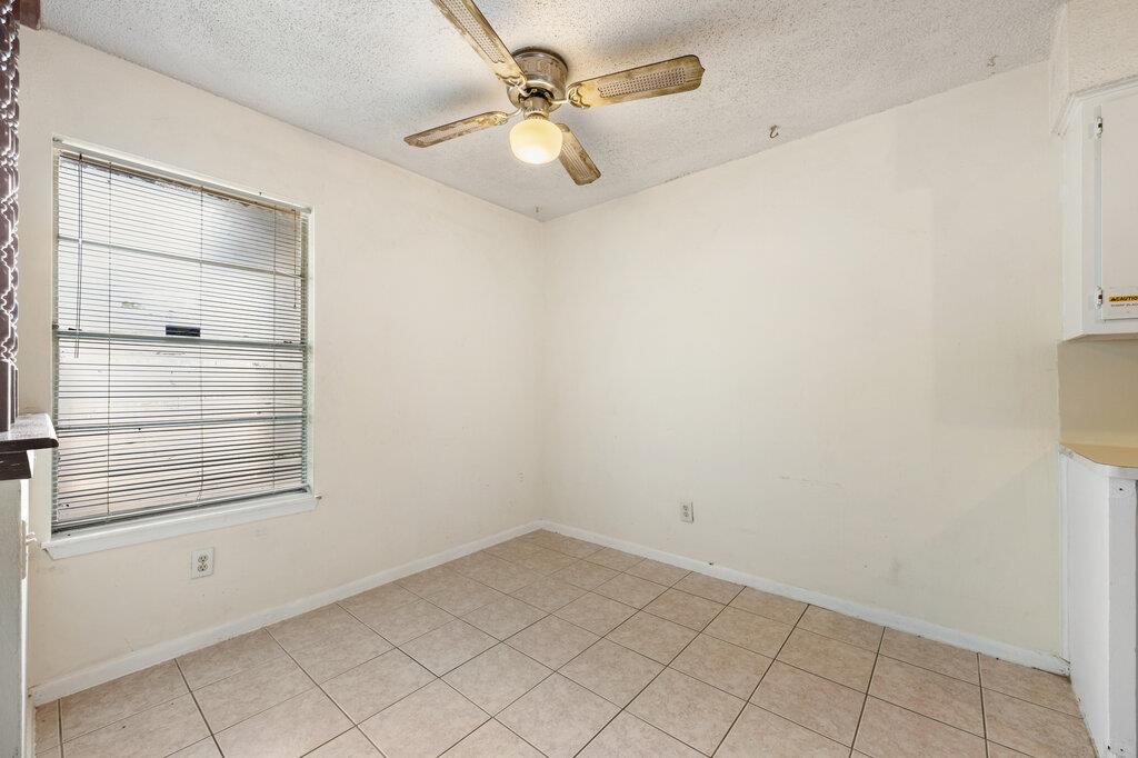 902 Glazier Circle Austin TX 78753