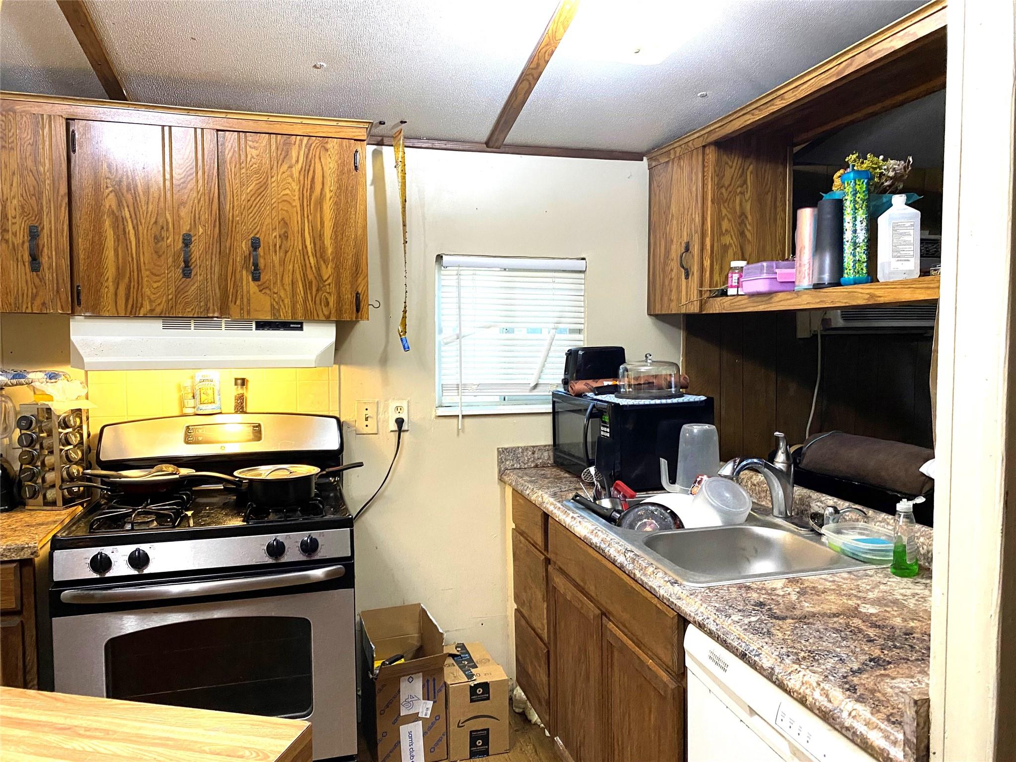410 W North Street Kyle TX 78640