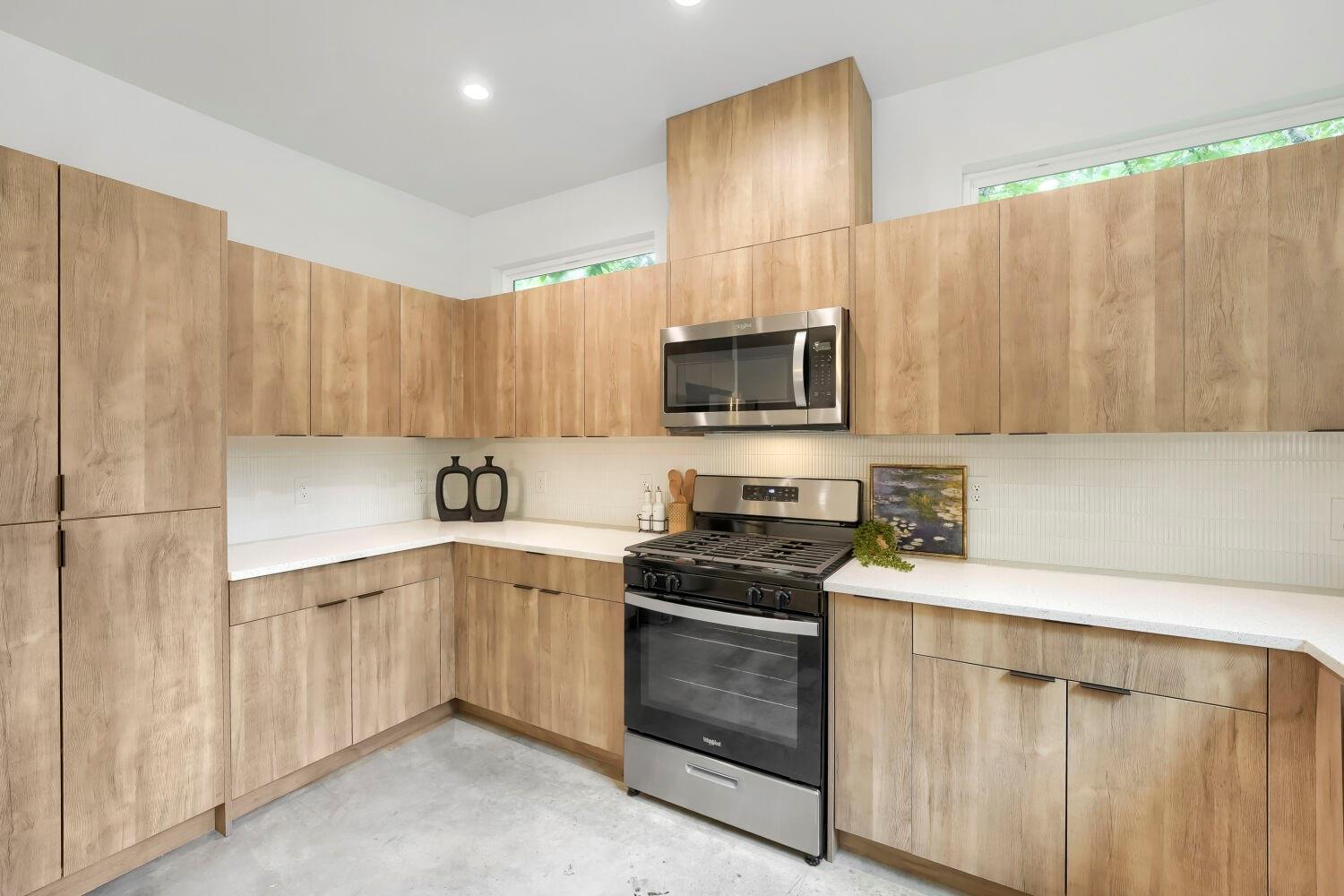 4805 Sara Drive Austin TX 78721