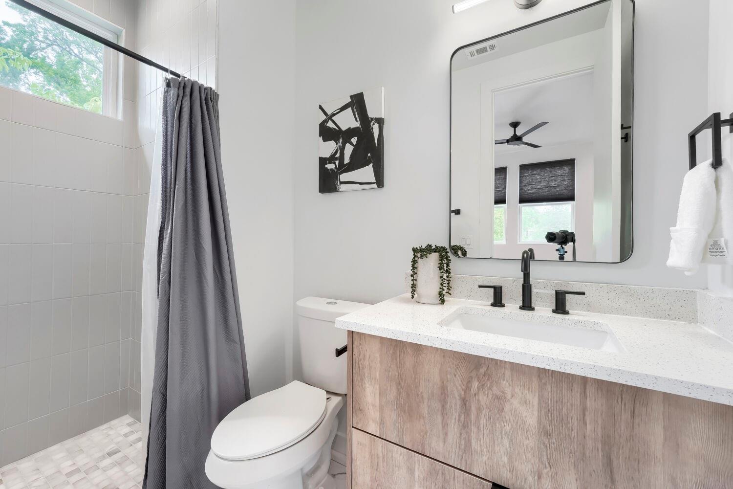 4805 Sara Drive Austin TX 78721