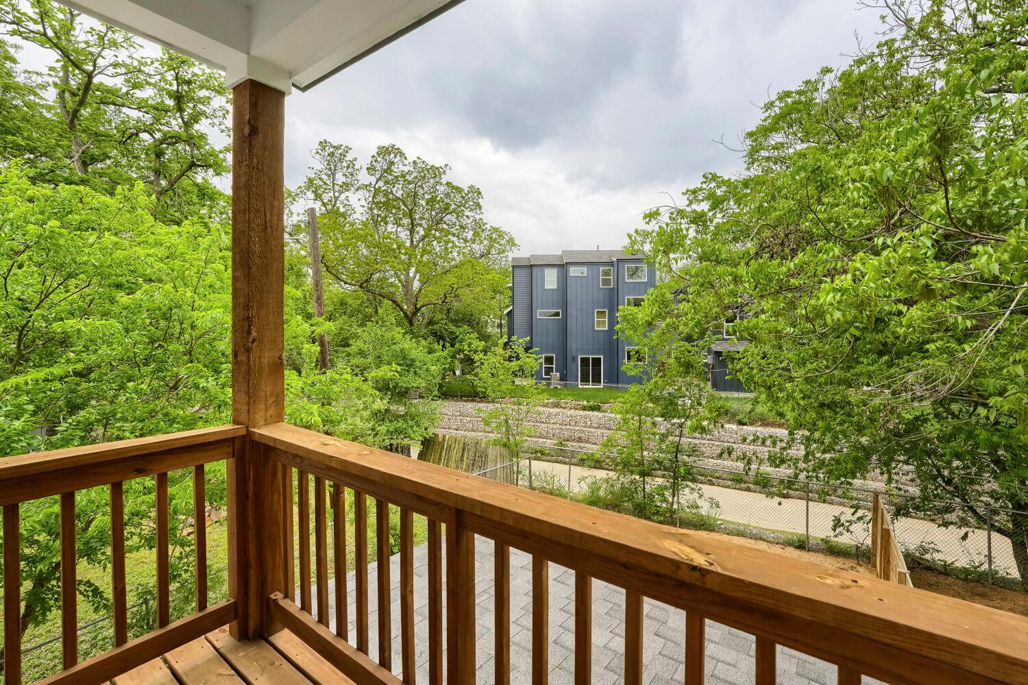 4805 Sara Drive Austin TX 78721