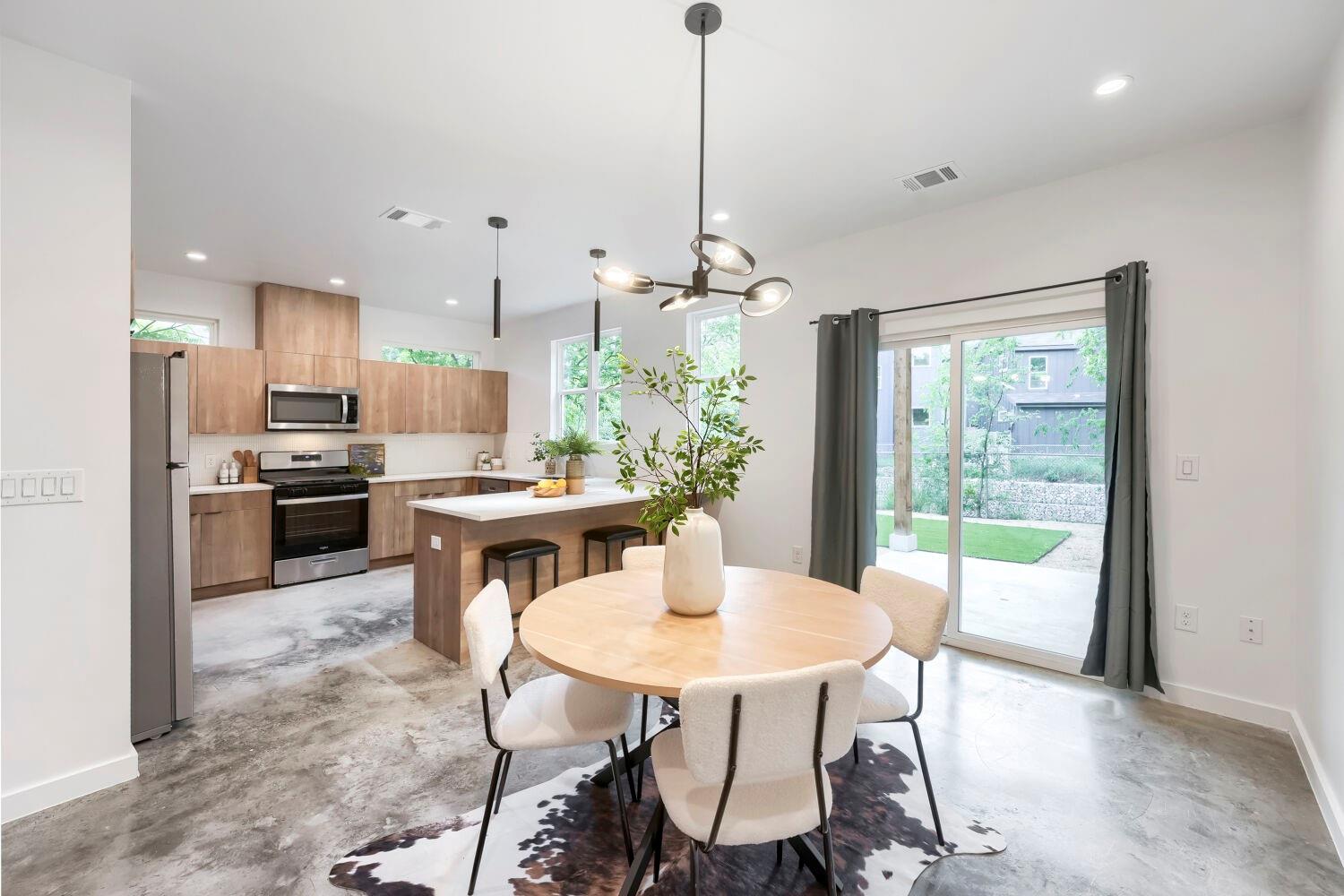 4805 Sara Drive Austin TX 78721