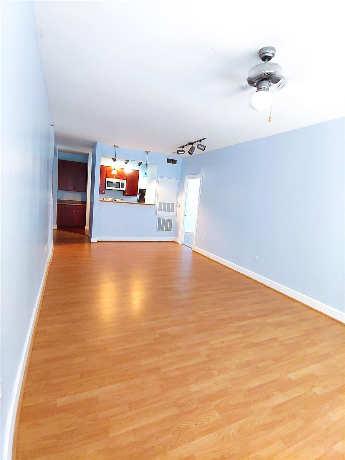 1901 Crossing Place Austin TX 78741