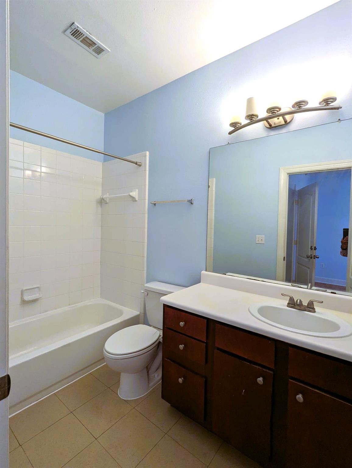 1901 Crossing Place Austin TX 78741