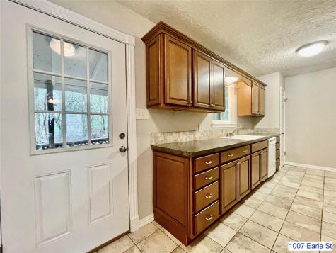 1007-1015 Earle Street San Marcos TX 78666