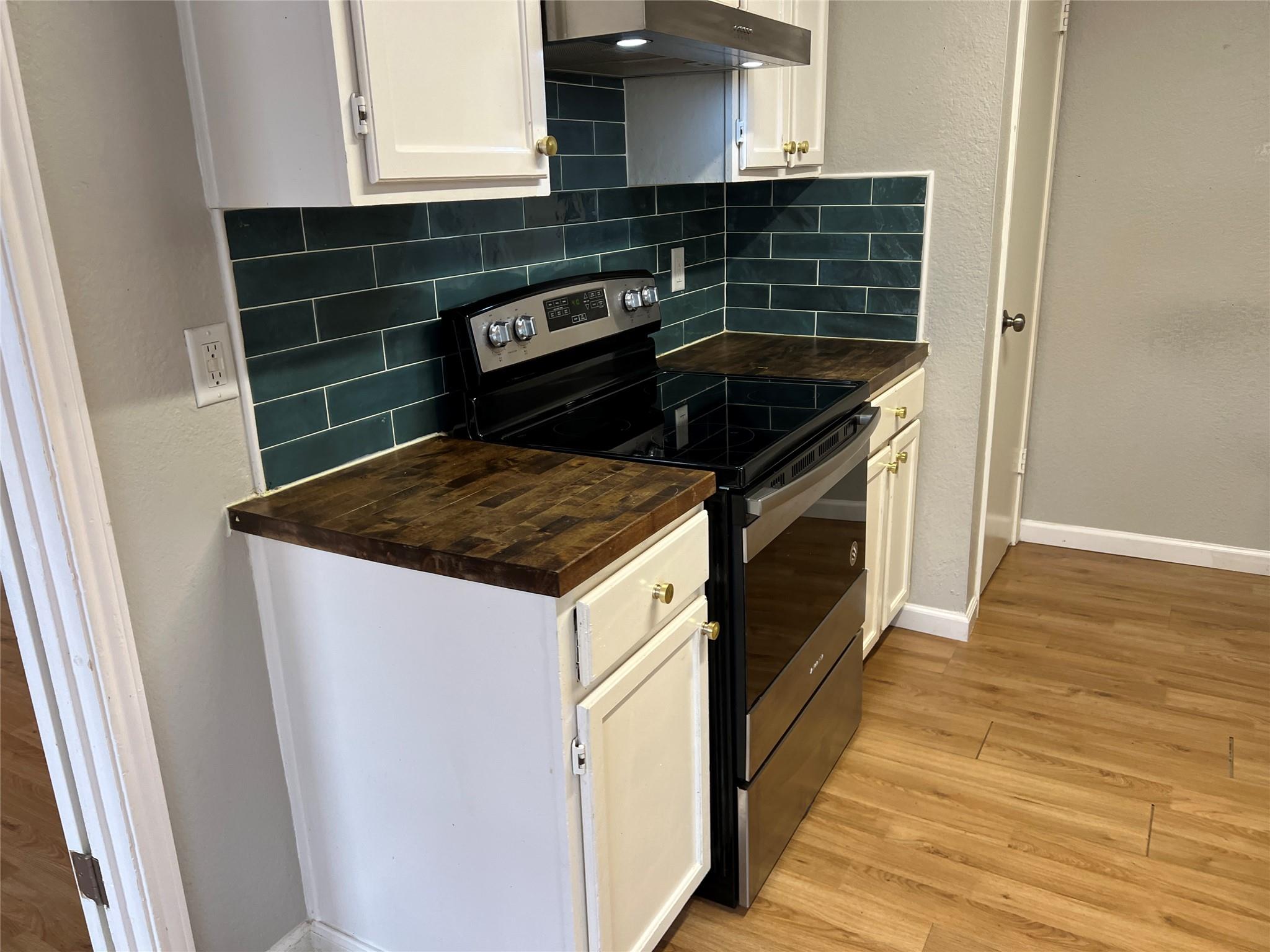 6908 Hyland Circle Austin TX 78744