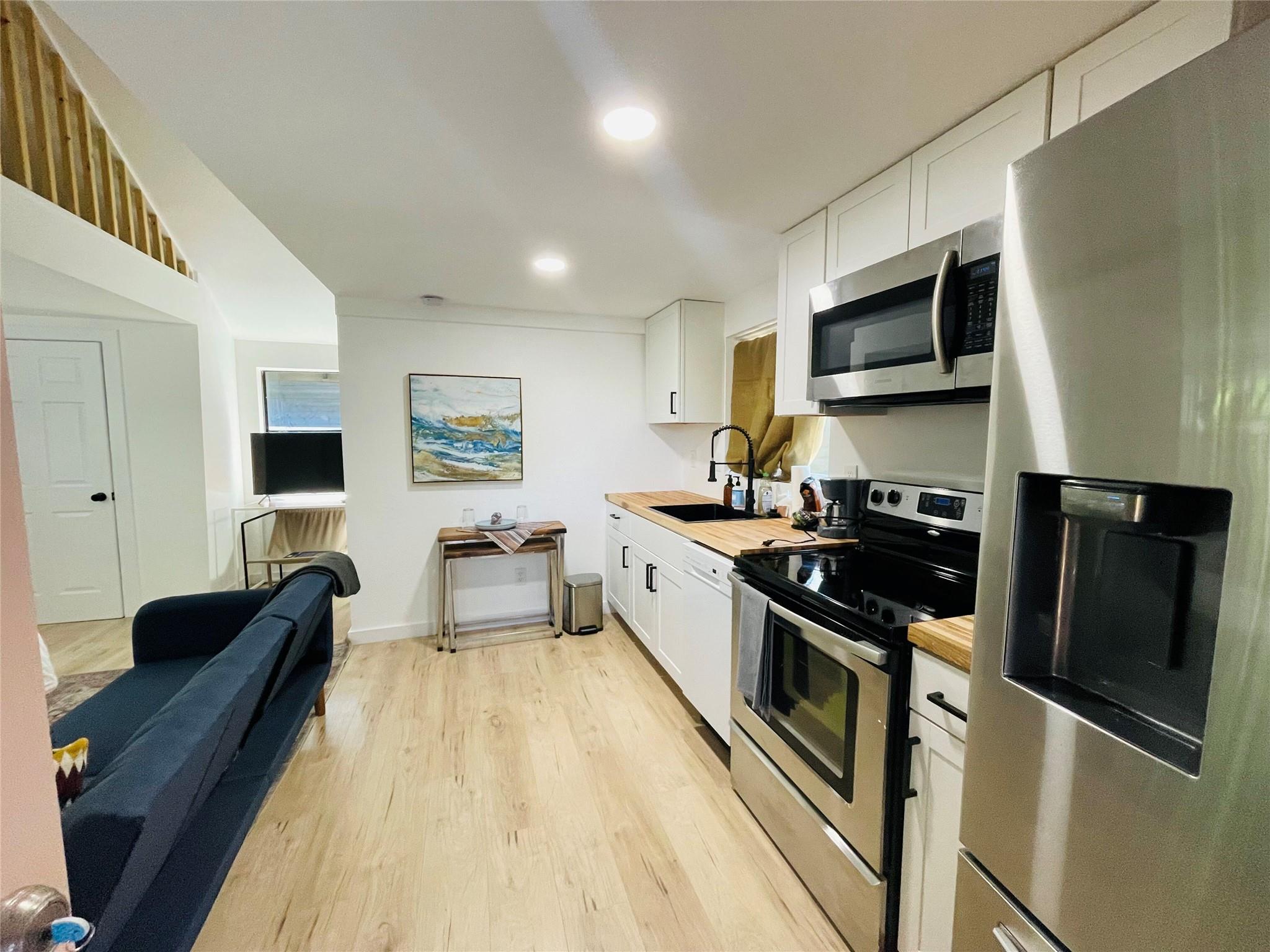 1403 Newfield Lane Austin TX 78703