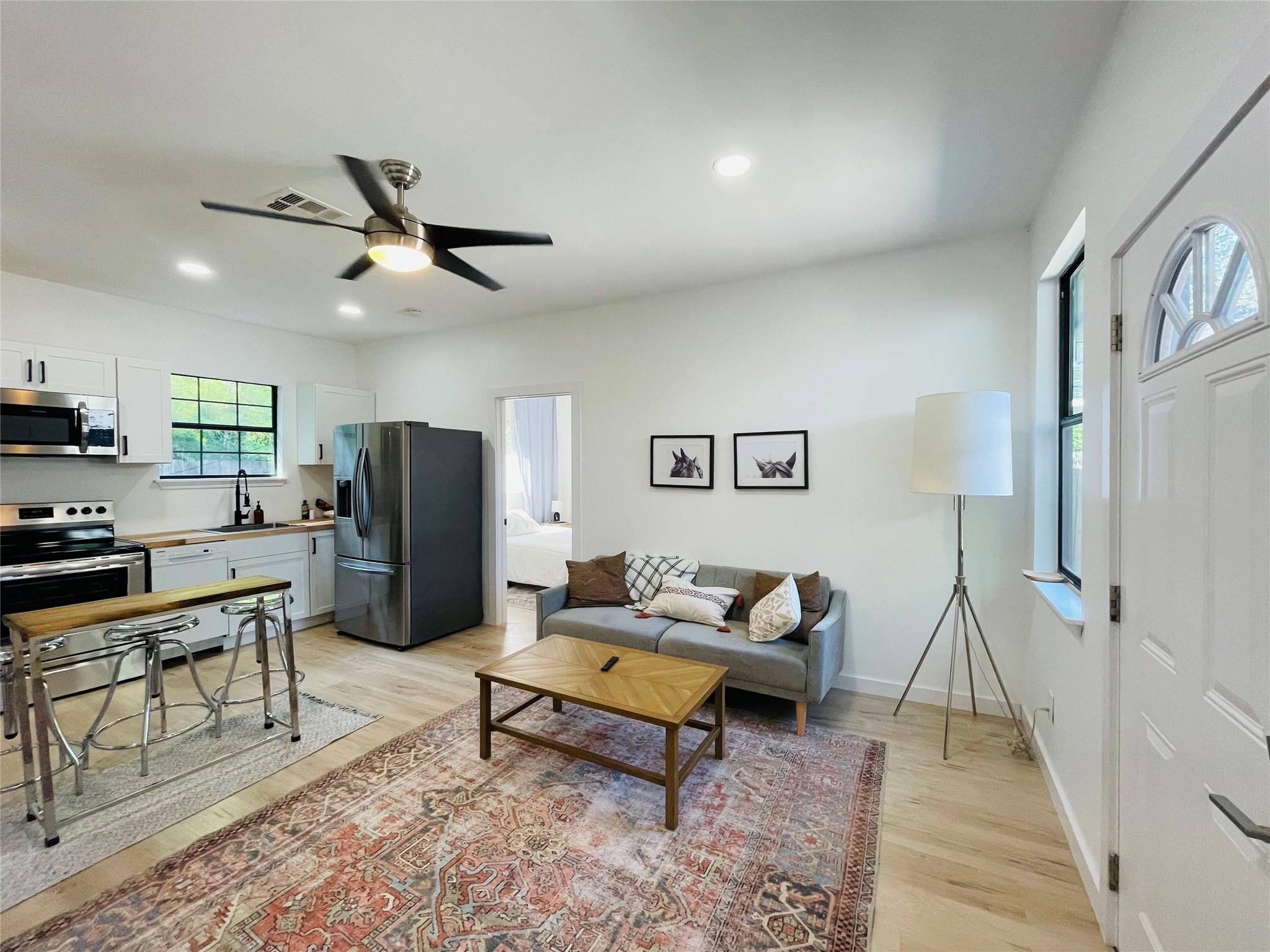 1403 Newfield Lane Austin TX 78703