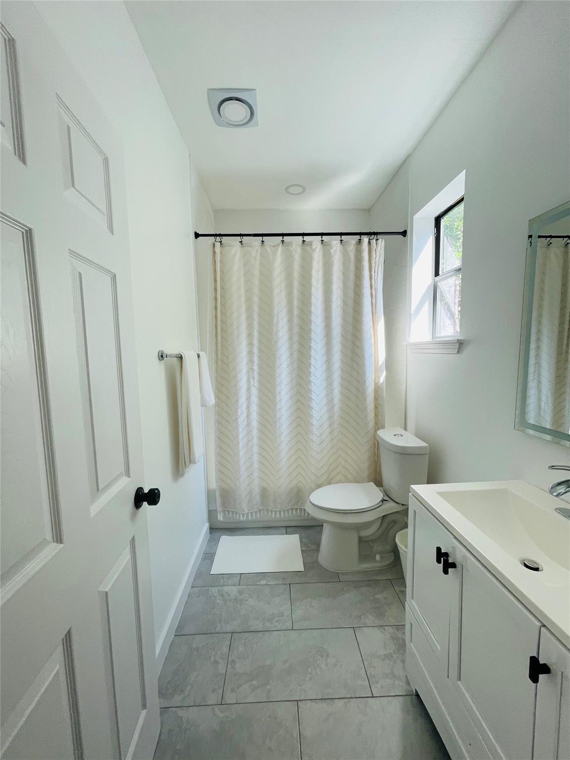 1403 Newfield Lane Austin TX 78703