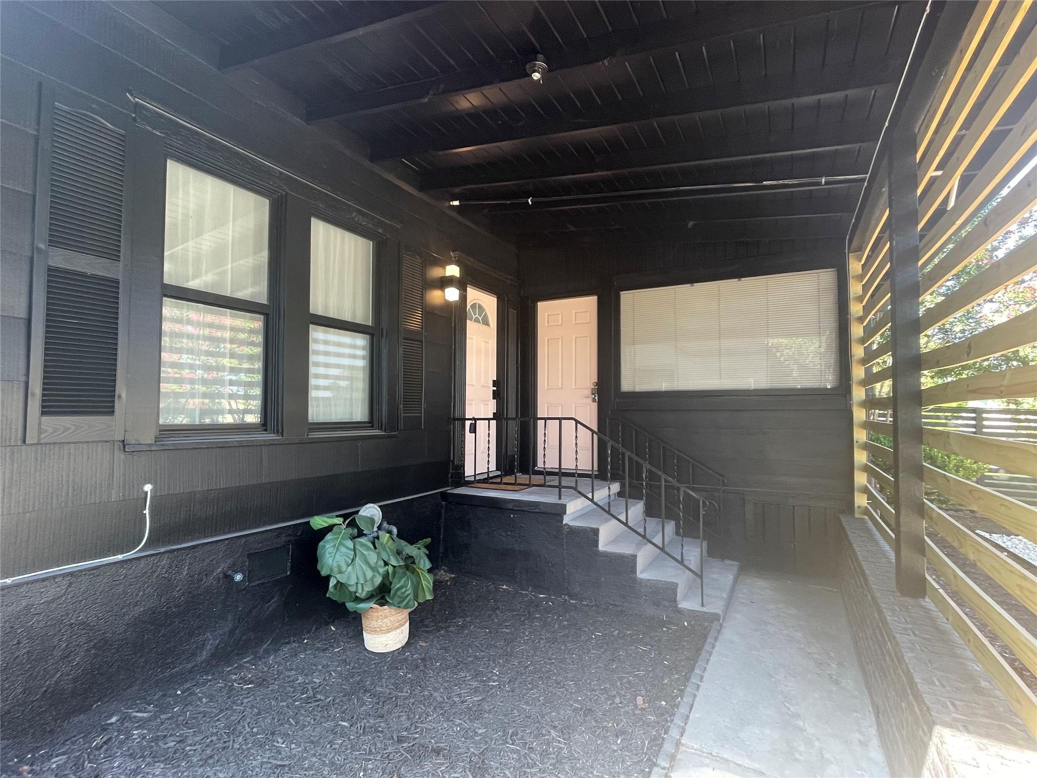 1403 Newfield Lane Austin TX 78703