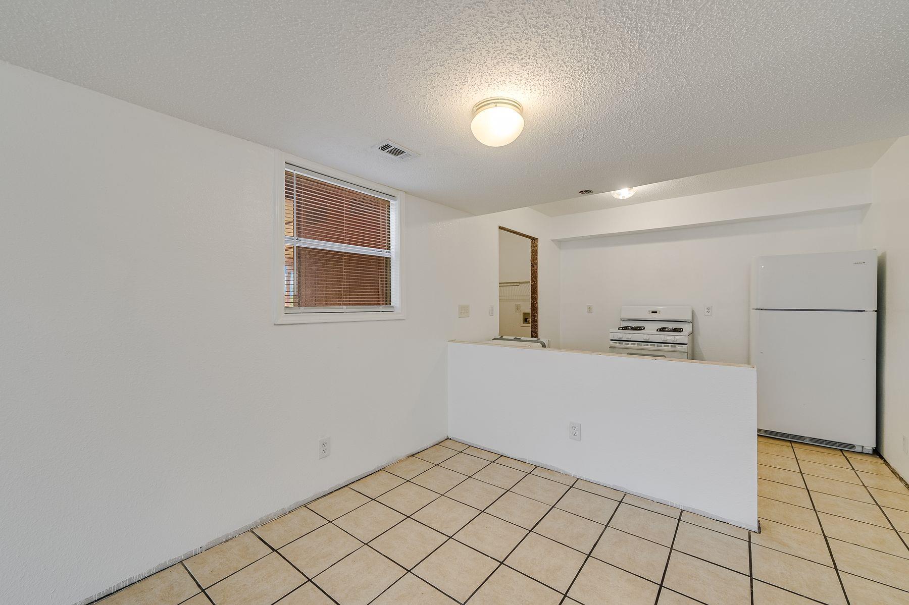 2111 Oak Motte Lane Austin TX 78744
