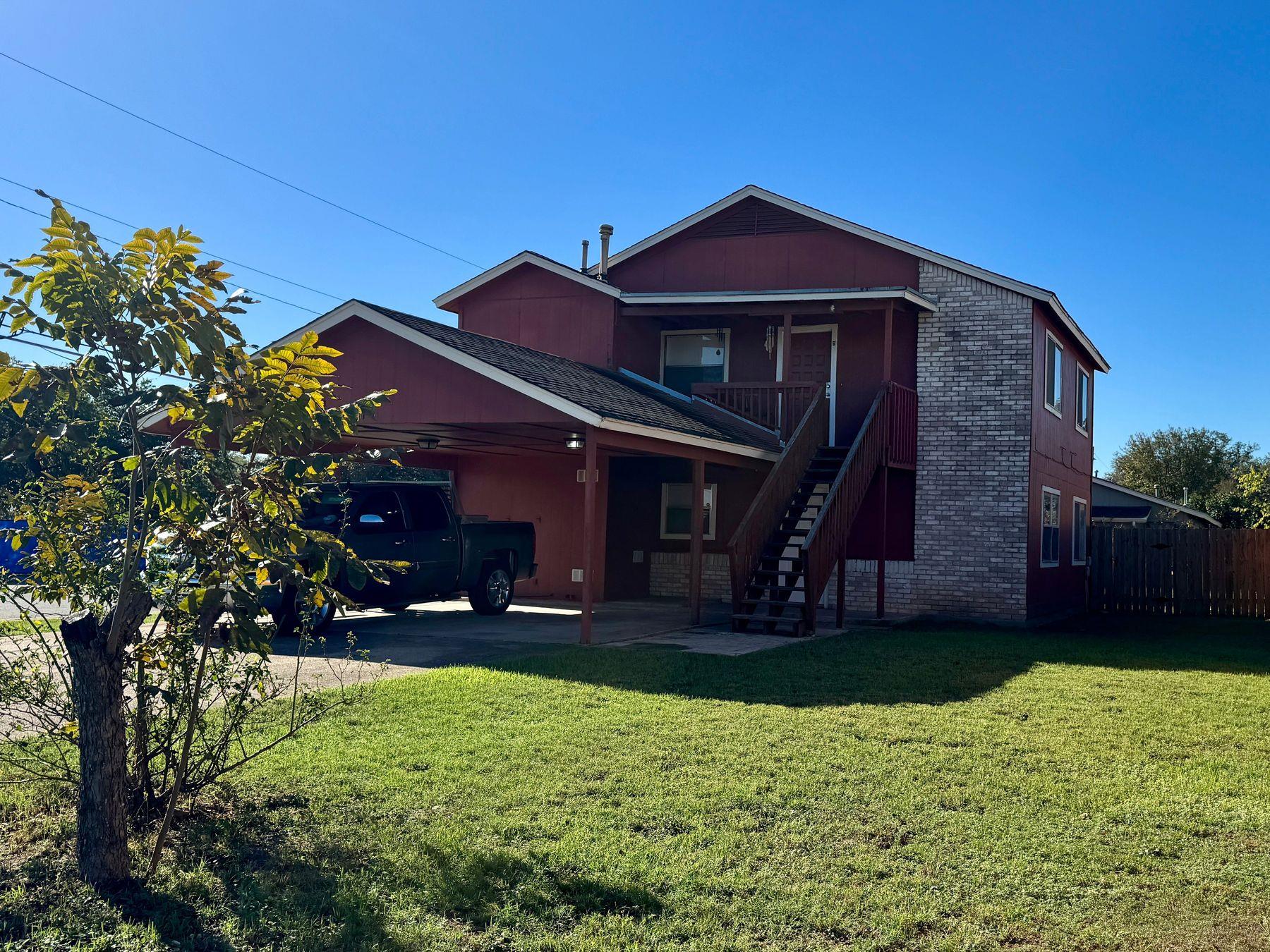 2111 Oak Motte Lane Austin TX 78744