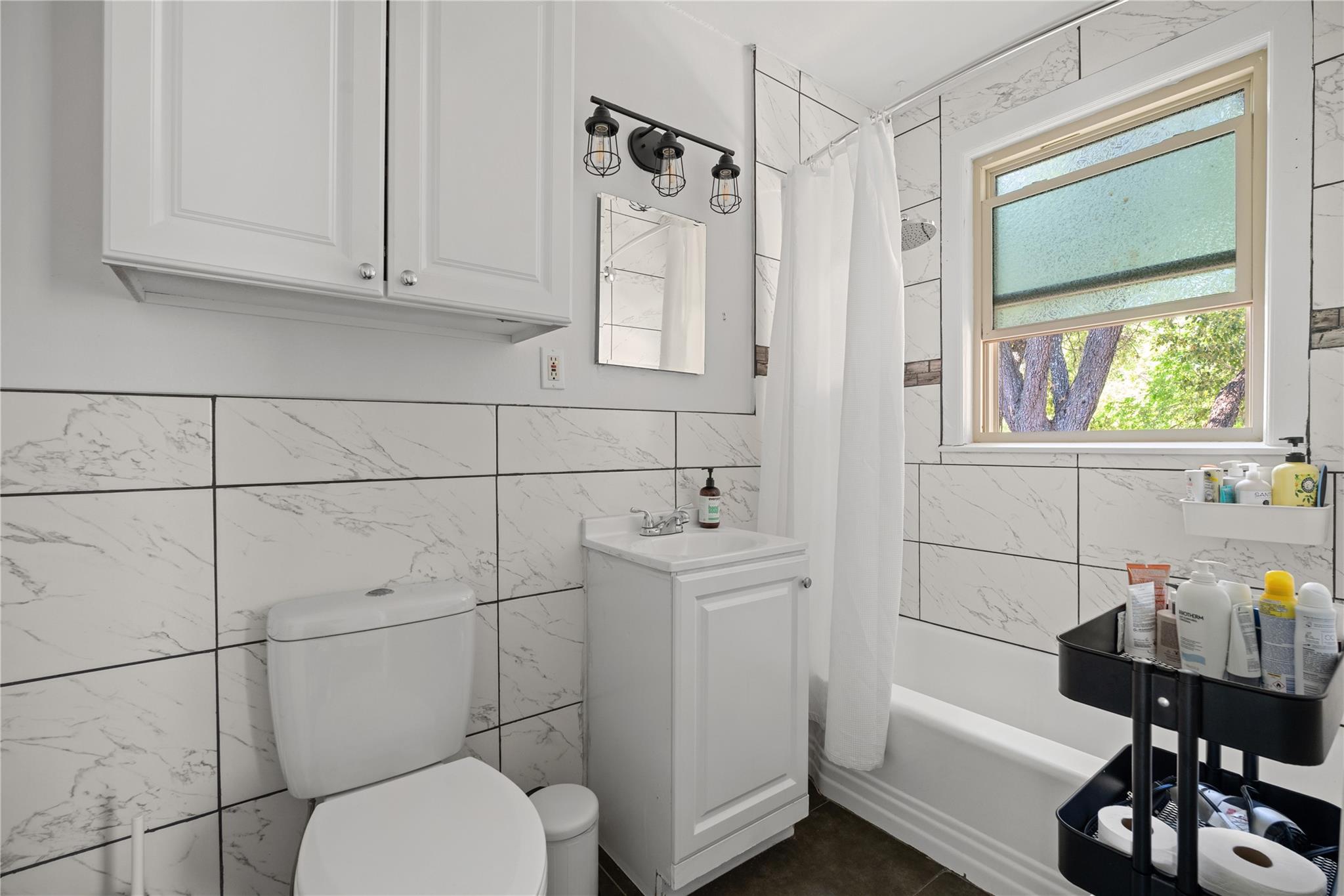 1703 Summit View Austin TX 78703