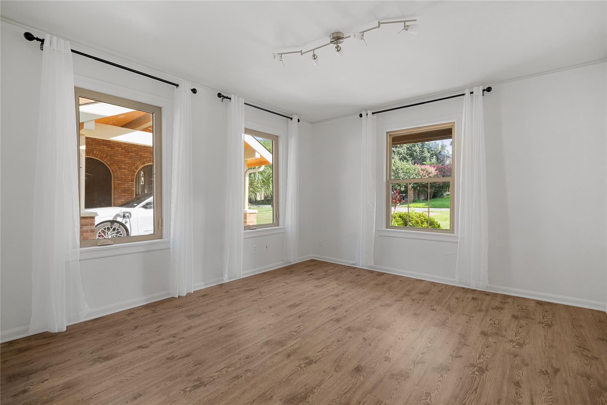 1703 Summit View Austin TX 78703