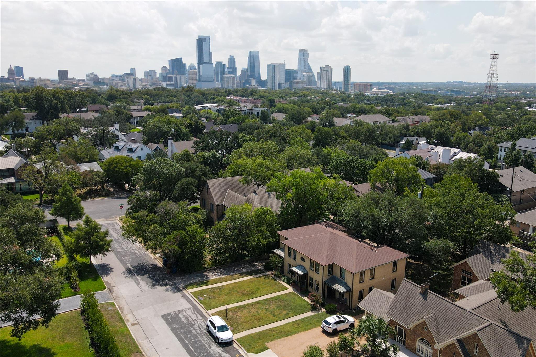 1703 Summit View Austin TX 78703