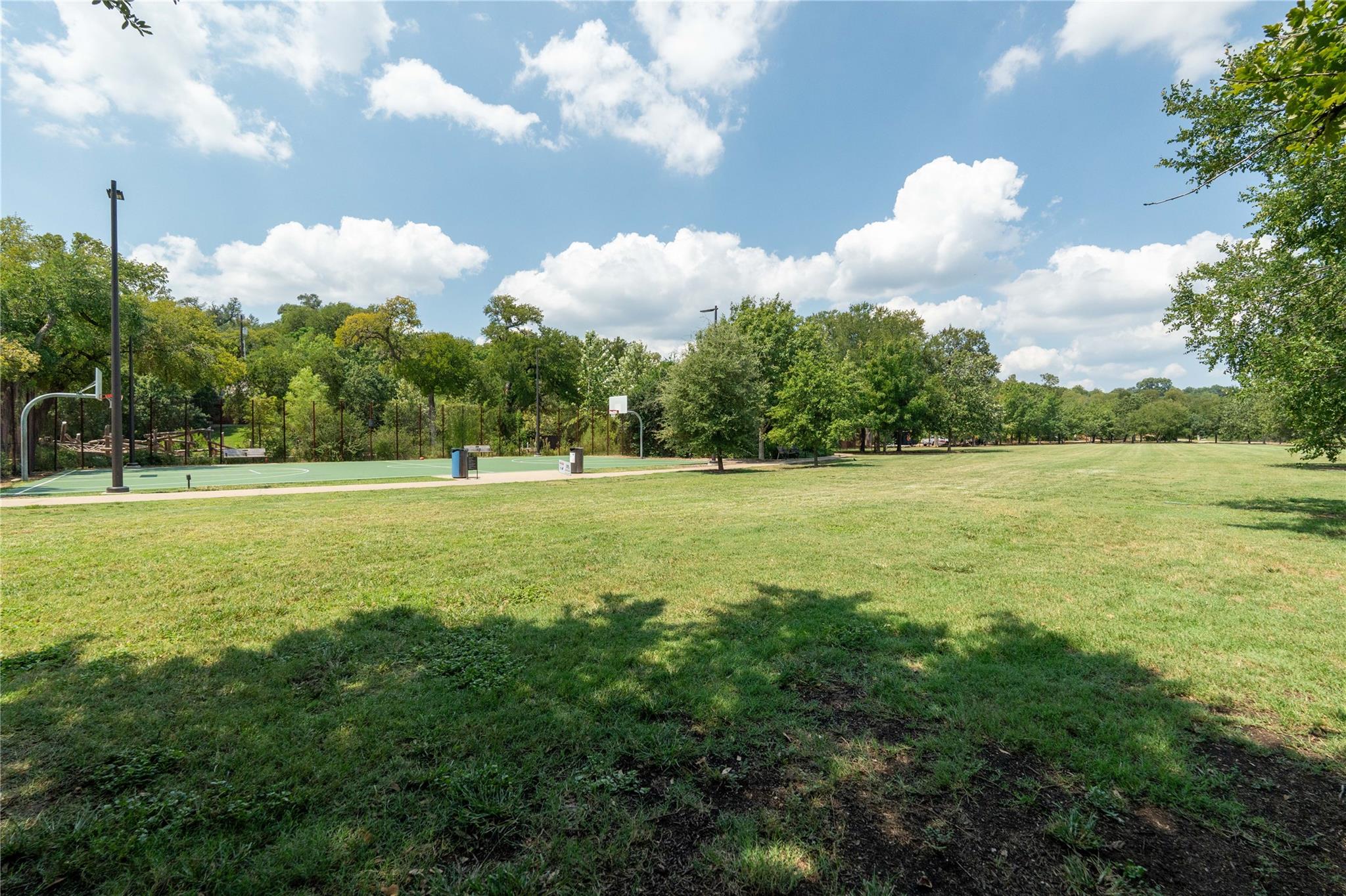 1703 Summit View Austin TX 78703