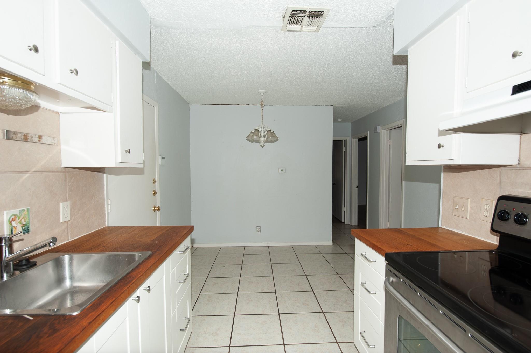 2527 Glen Springs Way Austin TX 78741