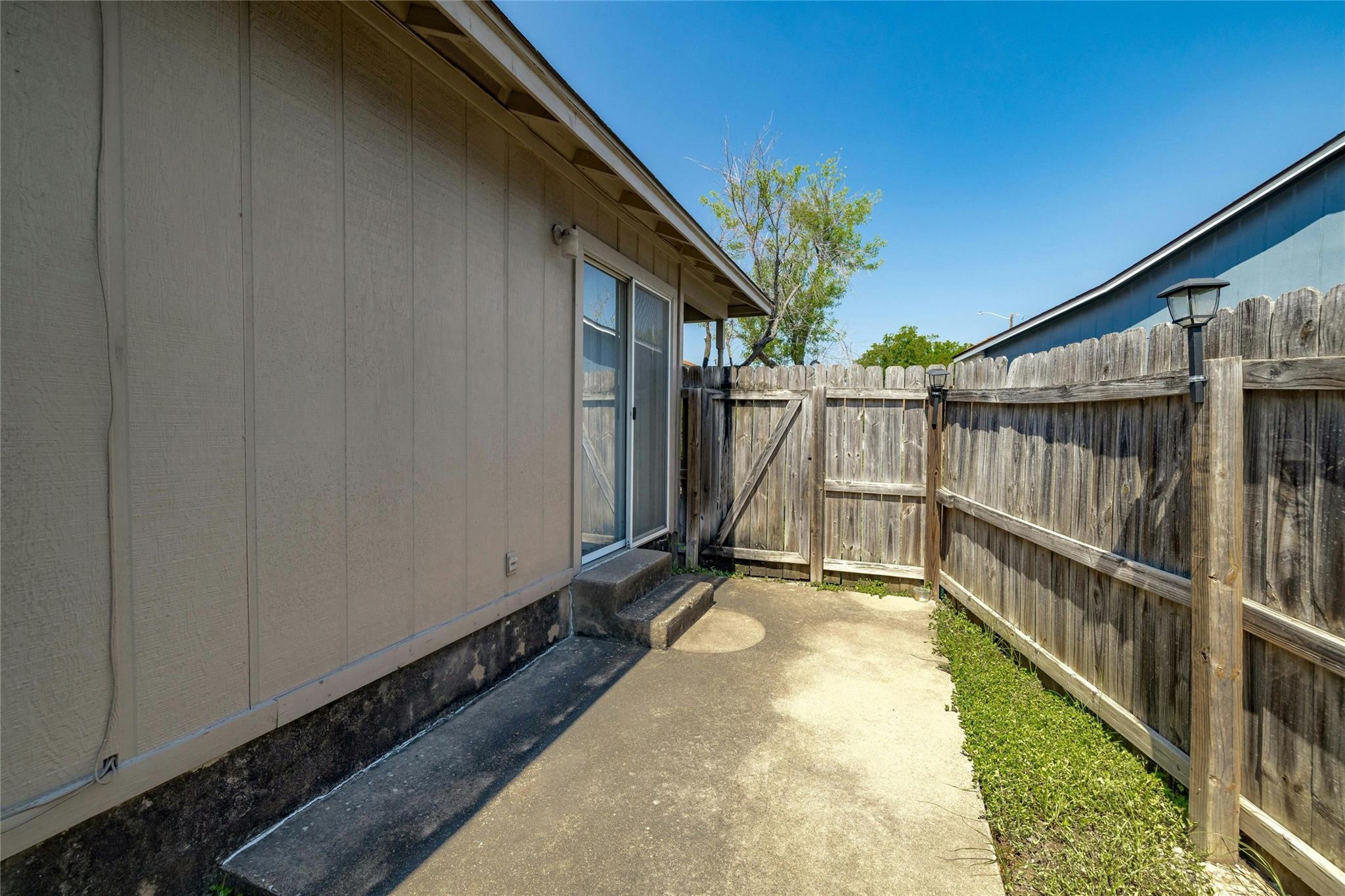 515 Sierra Cove Round Rock TX 78664