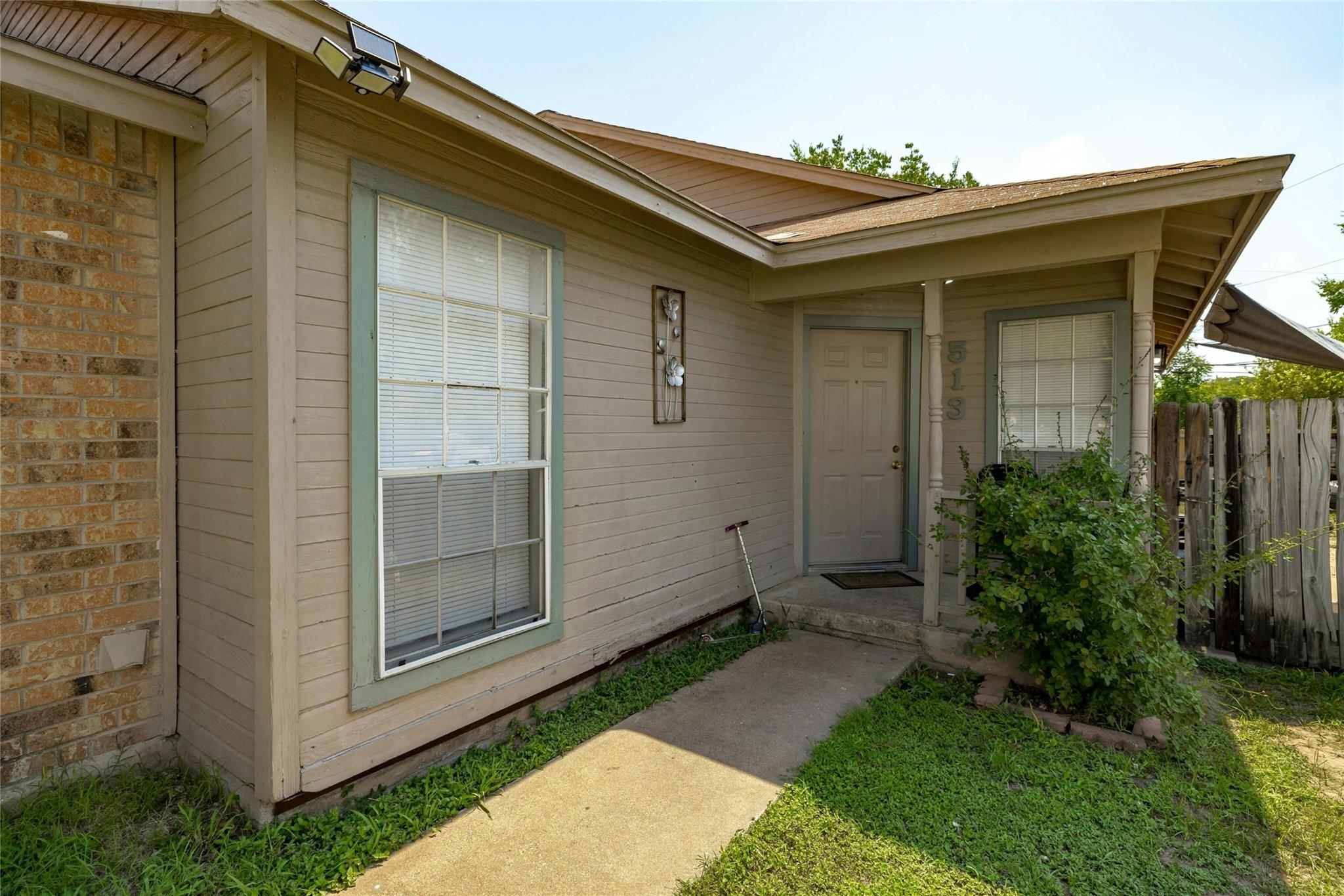 515 Sierra Cove Round Rock TX 78664