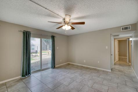 2000 Kazmeier Plaza Bryan TX 77802