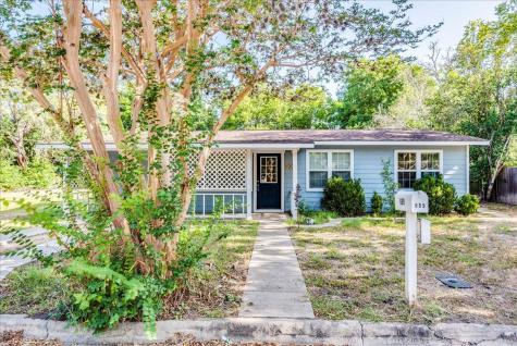 609 Cottonwod Street Lockhart TX 78644