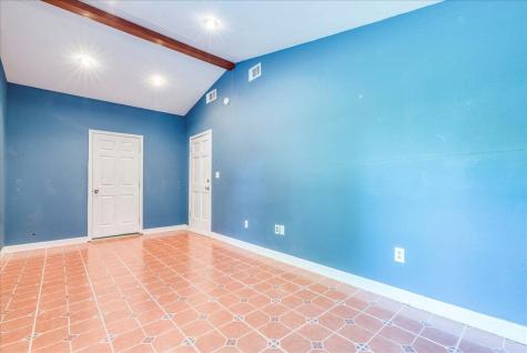 609 Cottonwod Street Lockhart TX 78644