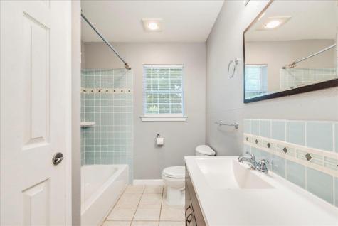 609 Cottonwod Street Lockhart TX 78644
