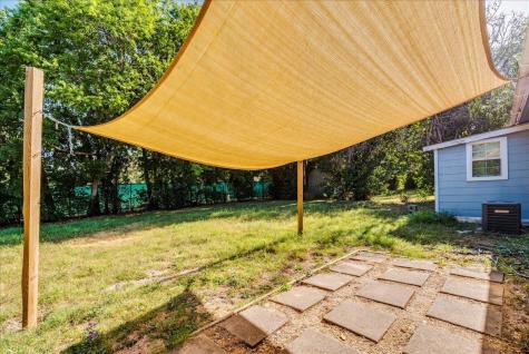 609 Cottonwod Street Lockhart TX 78644